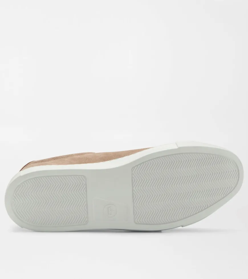 Women's Vantage Lite Suede Sneaker